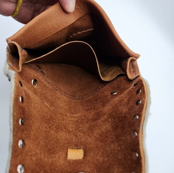 Brown and White Cow Hide Leather Saddle Bag Brass Hardwear - Picture 5 of 8